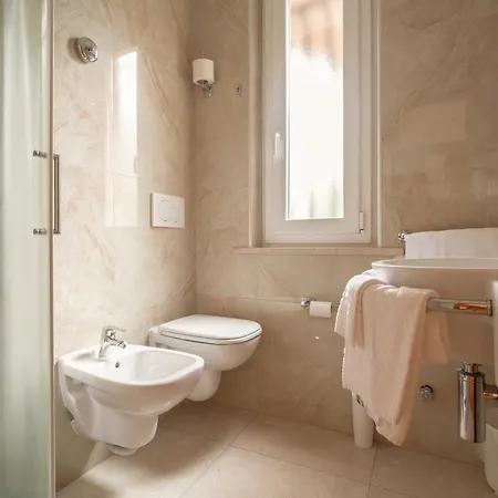 Tirreno Hotel
