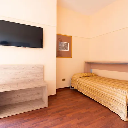 Hotell Tirreno